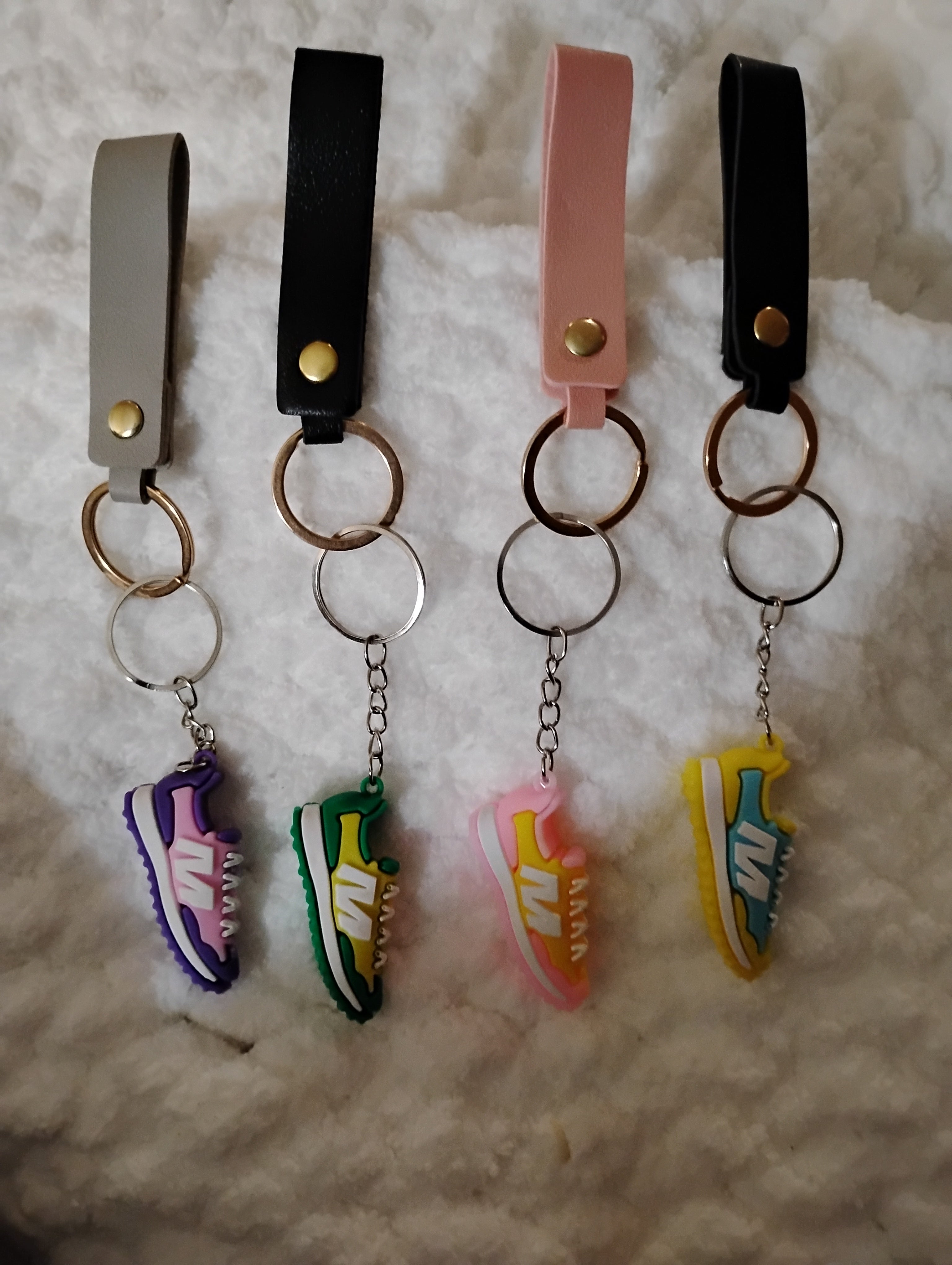 Cute Mini Sneaker Keychain - Yellow